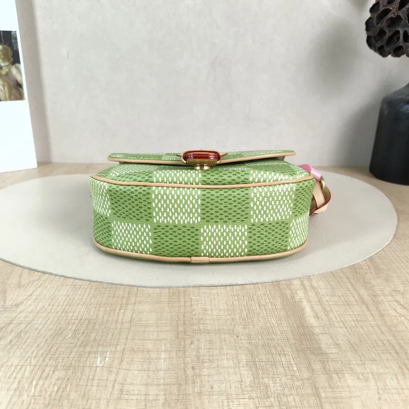 Louis Vuitton Crossbody Bag MONTSOURIS Messenger Bag Tyler PVC Small 20 × 7 × 17 cm — cover view 2 of 6
