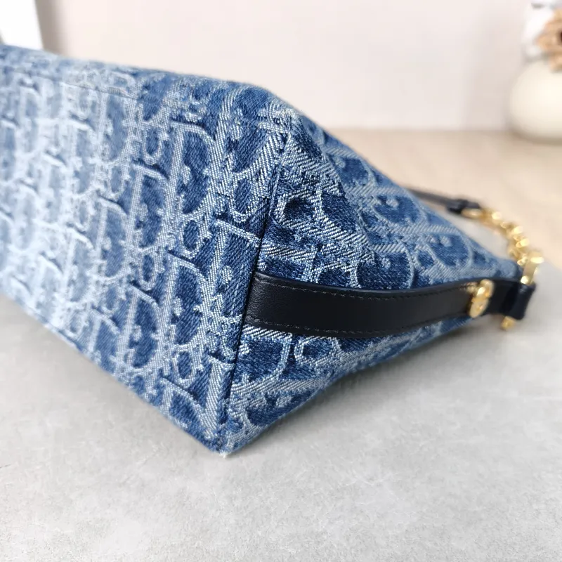 Louis Vuitton Crossbody Bag Speedy25 Medium 25 × 15 × 19 cm — detail view 3 of 12