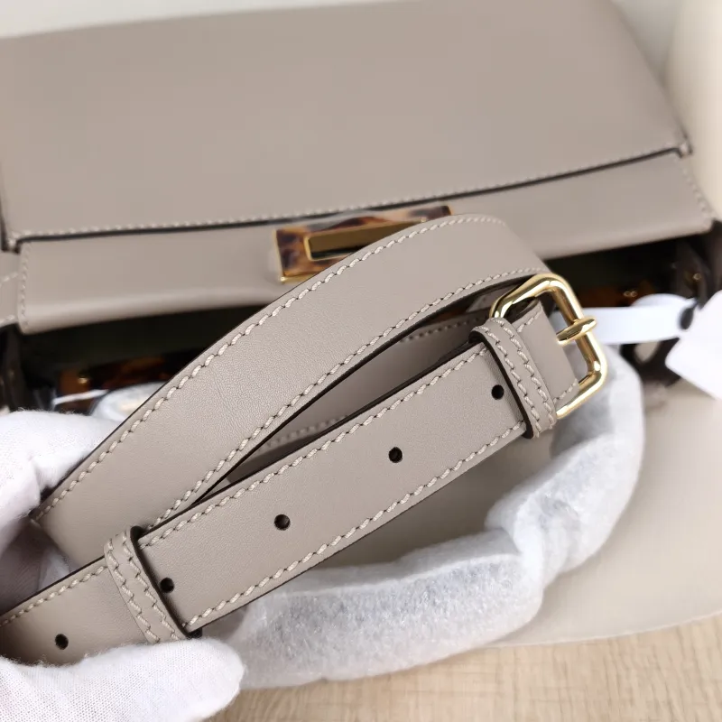FENDI Top Handle Bag Peekaboo IS ee U Grey Calfskin Medium 33.5 × 13 × 25.5 cm — detail view 10 of 12