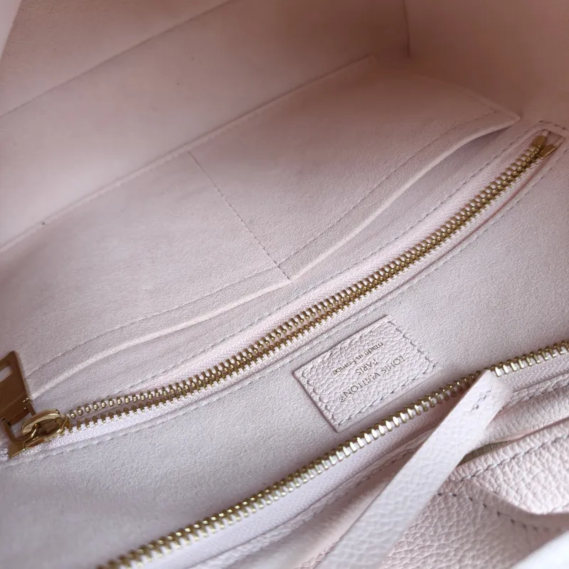 Louis Vuitton Crossbody Bag Carryall Calfskin Small29.5 × 12 × 24 cm — detail view 6 of 12