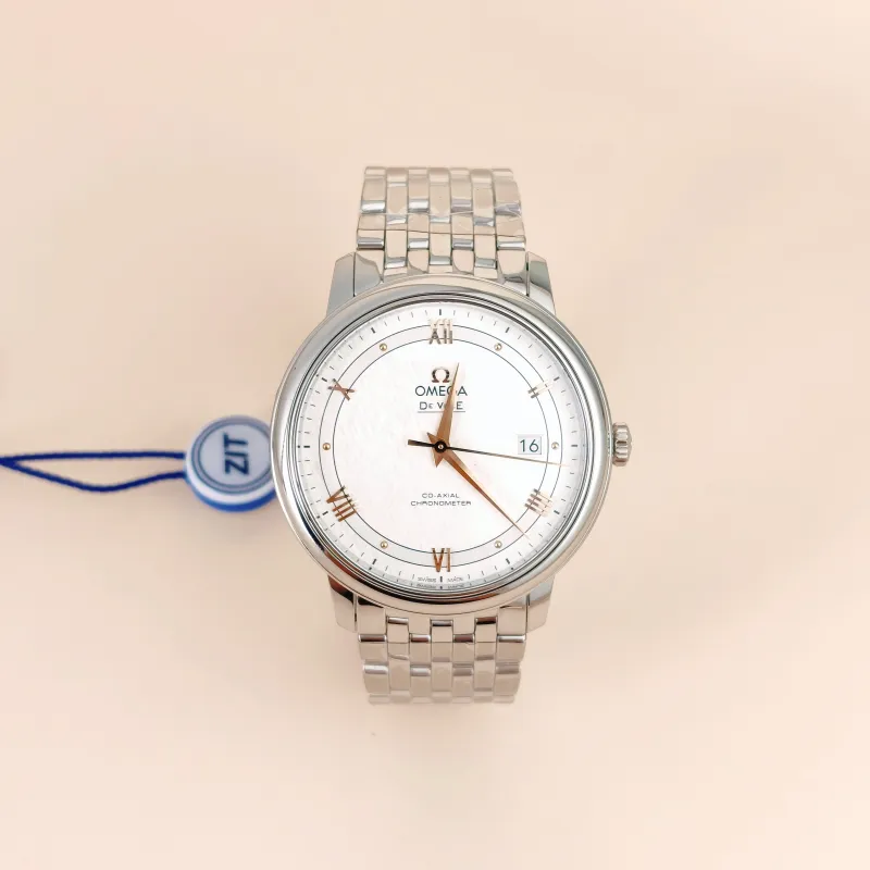 OMEGA Watch Collection Watch White 33mm