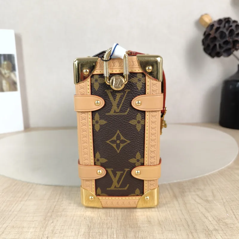 Louis Vuitton Crossbody Bag Side Trunk Box Monogram PVC Medium 23.5 × 8.5 × 16 cm — detail view 12 of 13