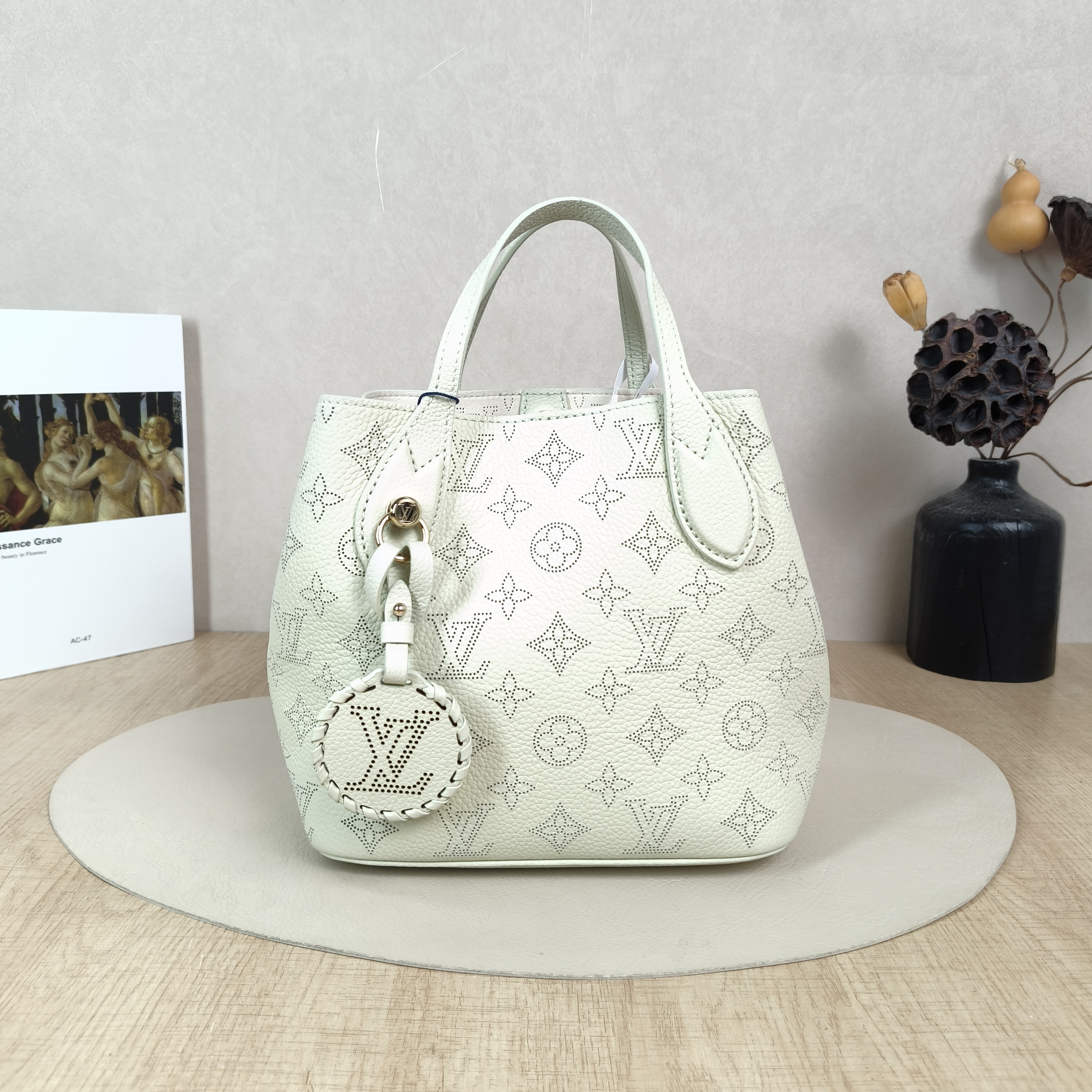 Louis Vuitton Bag Blossom 20*12.5*20