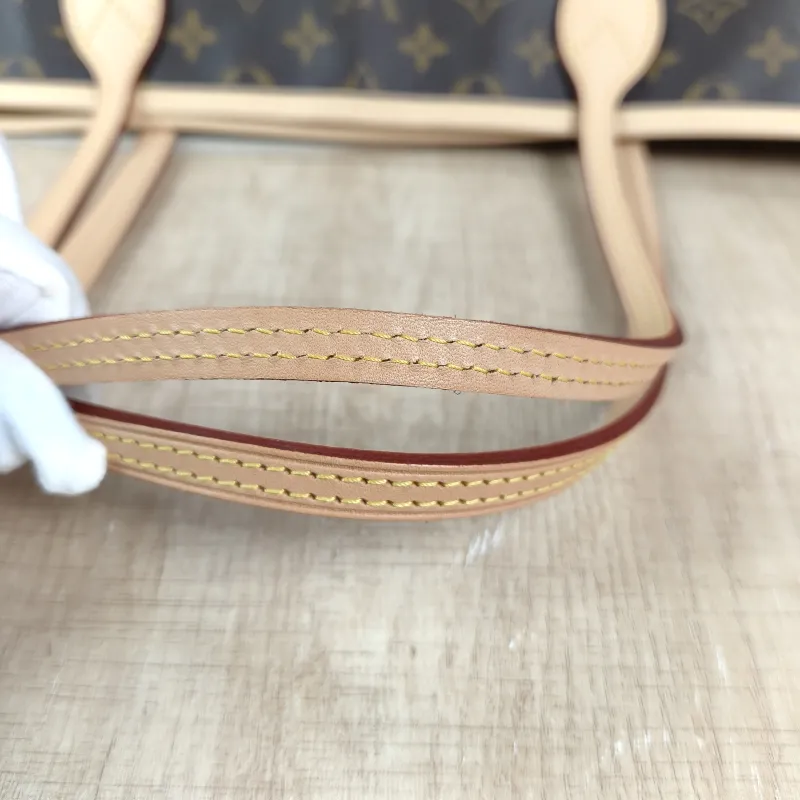 Louis Vuitton Shoulder Bag Neverfull Monogram PVC Large39 × 19 × 32 cm — detail view 11 of 13