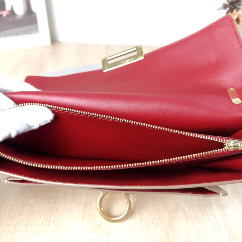 FERRAGAMO Shoulder Bag Shoulder Bag Taupe Calfskin 25.5 × 5 × 16 cm — detail view 11 of 14