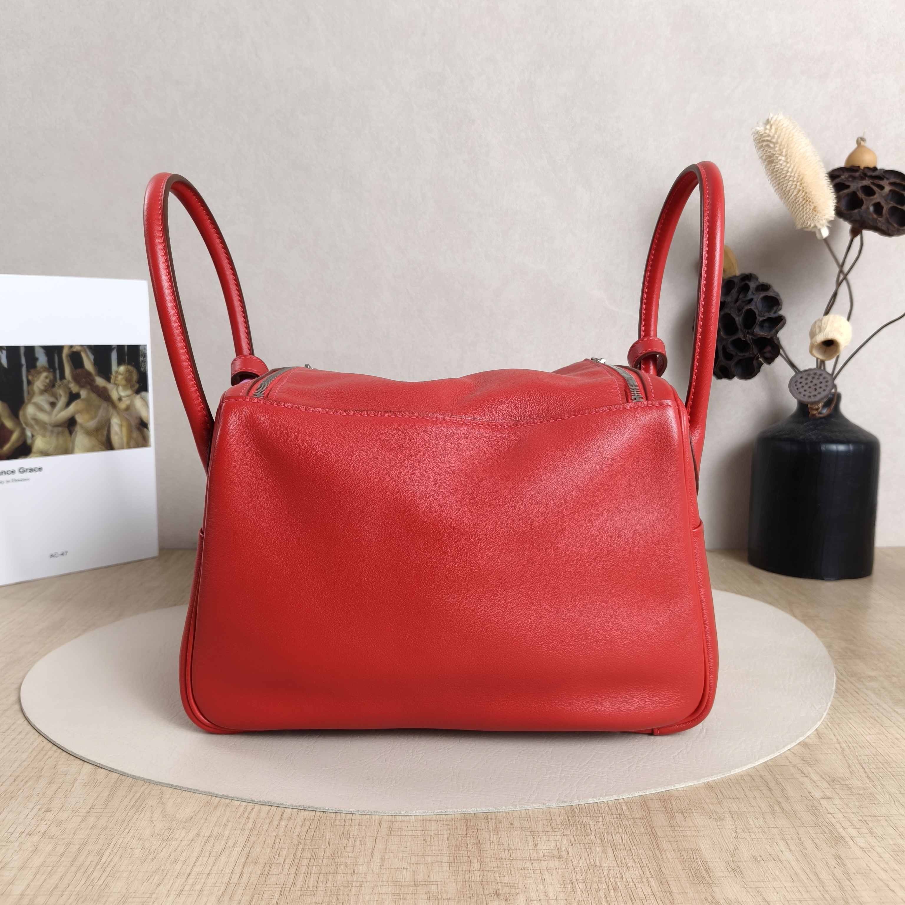 Hermès Crossbody Bag Lindy 26Red Small — cover view 7 of 10