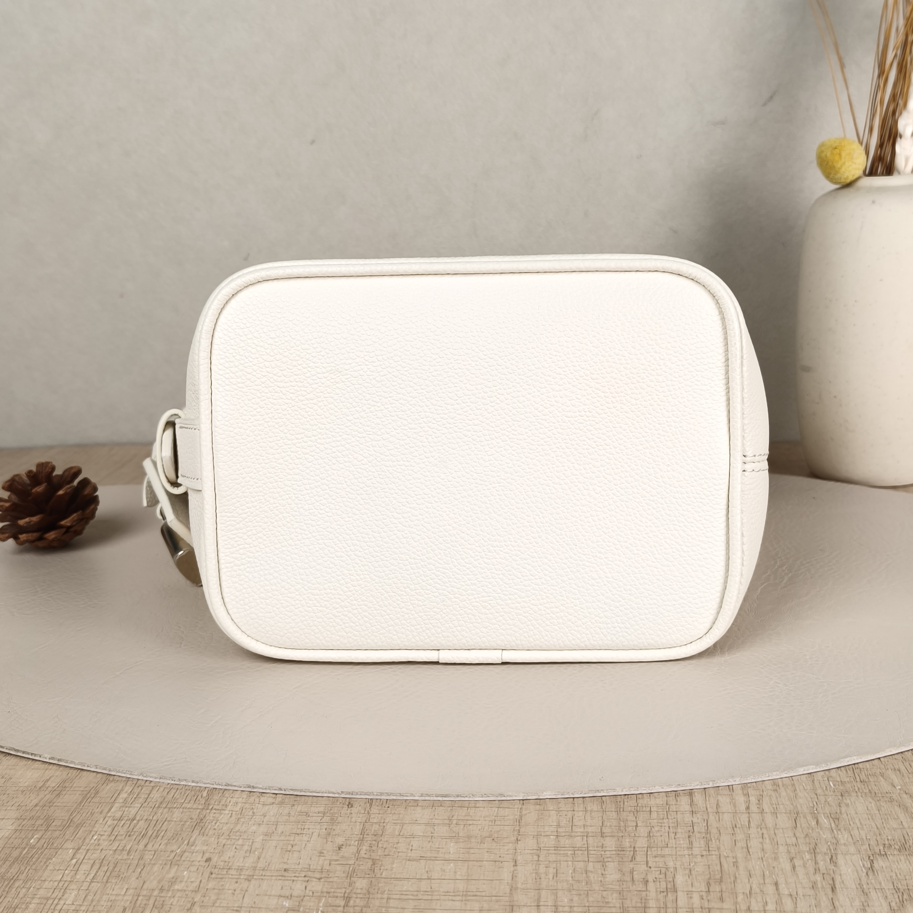 Louis Vuitton Top Handle Bag ALL IN BB White · Pink Calfskin BB16 × 12 × 18 cm — cover view 2 of 5