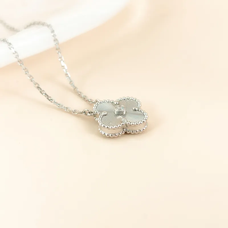 Van Cleef & Arpels Necklace Alhambra Alhambra Collection Necklace 20 White Gold Diamond18KW hite Gold Vintage Small 42cm — cover view 11 of 11
