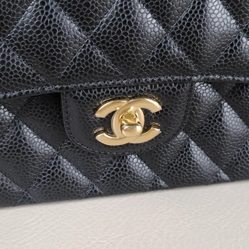 Chanel Crossbody Bag Classic Flap CF Black Grained Calfskin Small 23 × 6 × 14.5 cm 29 — detail view 8 of 13