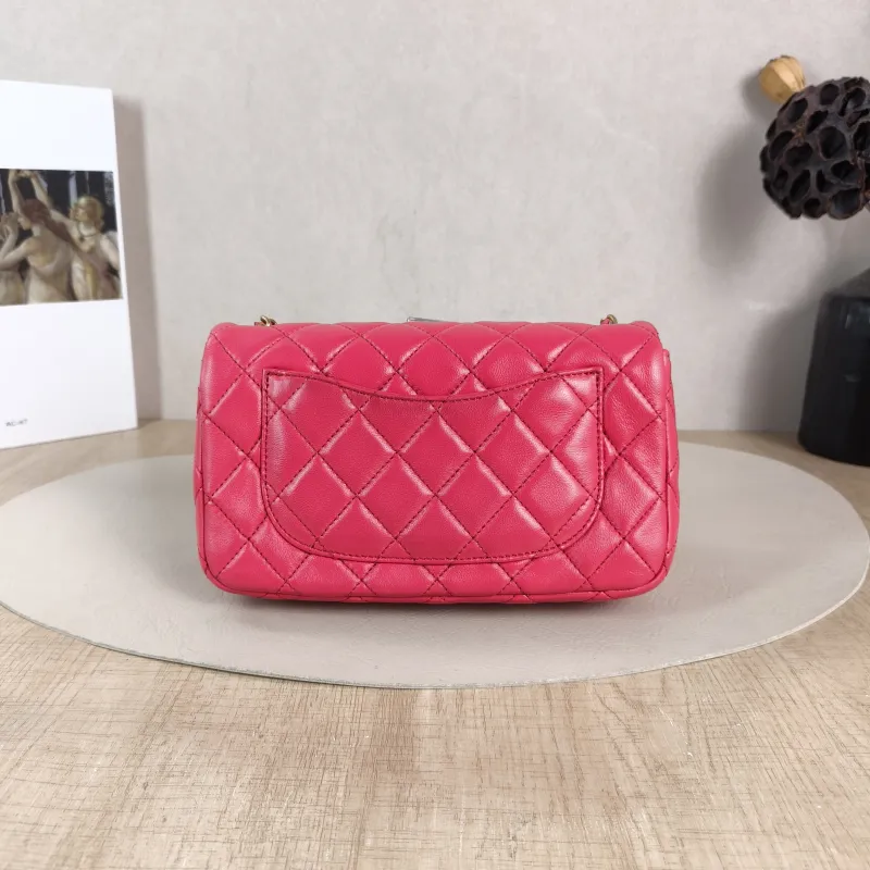 Chanel Crossbody Bag mini Red Lambskin One Size 20 × 6 × 12 cm 30 — cover view 5 of 6