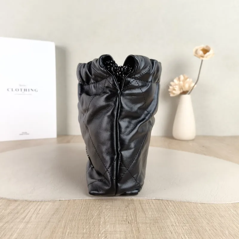 Chanel Shoulder Bag22Bag Black CC alfskinmini20 × 6 × 19 cm — detail view 2 of 12