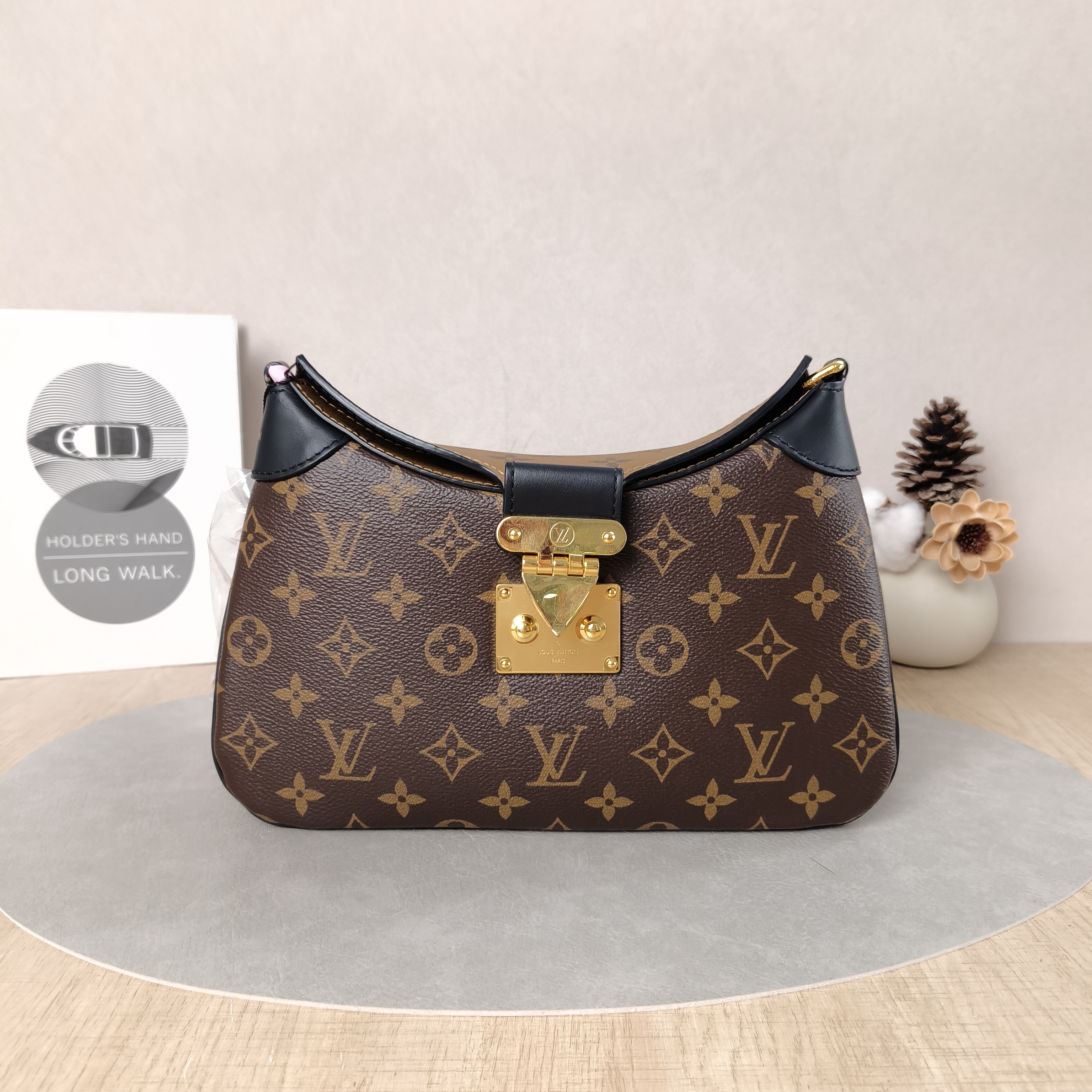 Louis Vuitton Crossbody Bag Twinny Monogram PVC29 × 9 × 19 cm