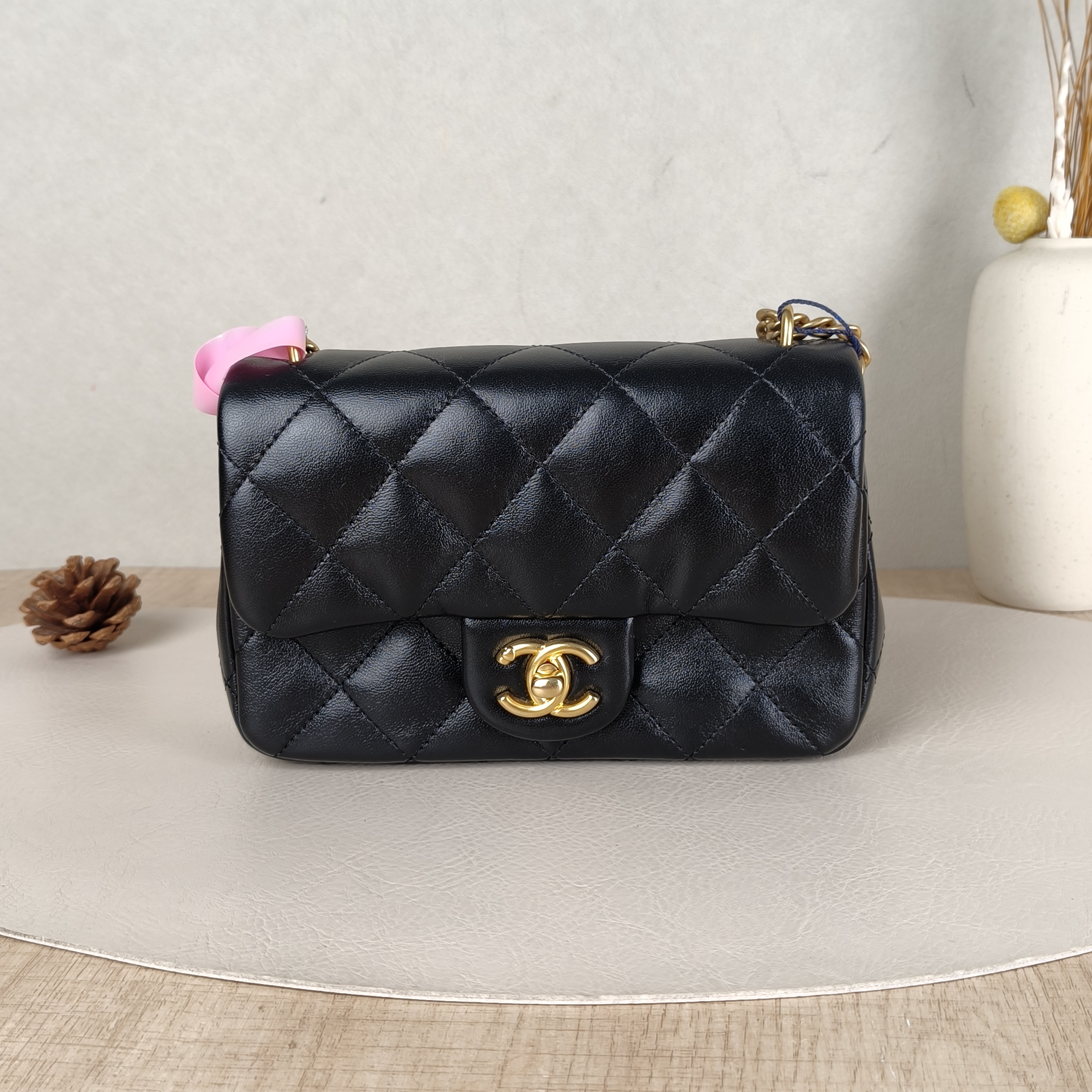 Chanel Crossbody Bag Black Waxed Leather One Size18 × 5 × 12 cm