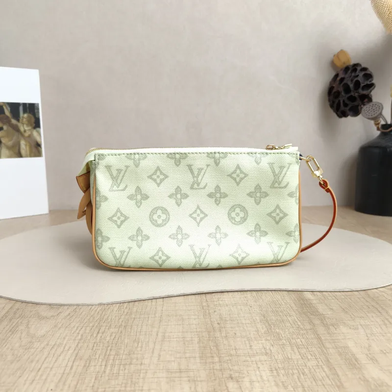 Louis Vuitton Shoulder Bag Pochette Accessoires Green PVC Large23.5 × 4 × 13.5 cm — cover view 4 of 6