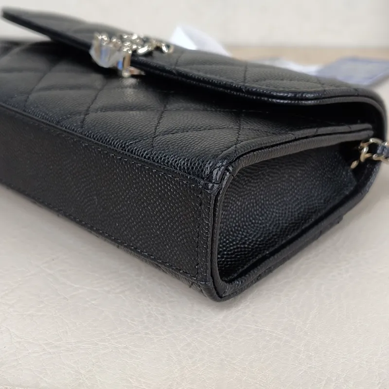 Chanel Crossbody Bag kelly Black Grained Calfskin One Size 18 × 4.5 × 10 cm — detail view 6 of 14