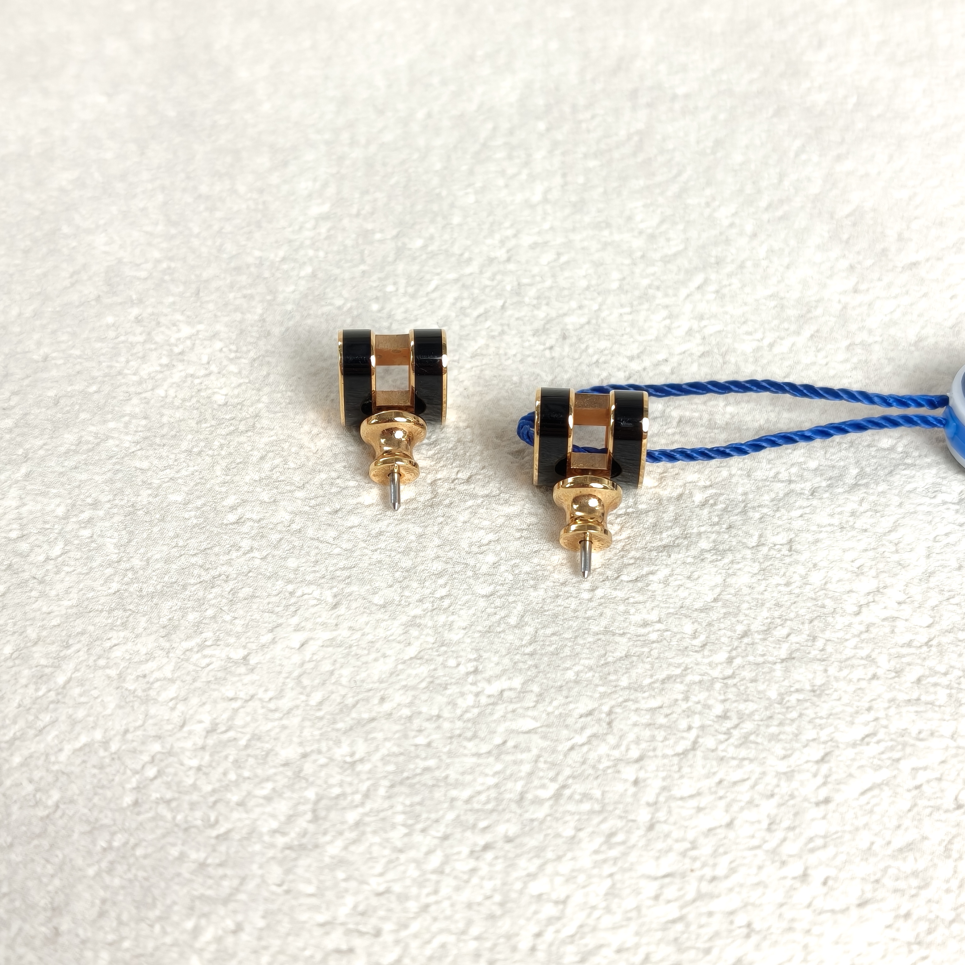 Hermès Earrings Pop HE arrings Black Small12*9㎜ — cover view 7 of 7
