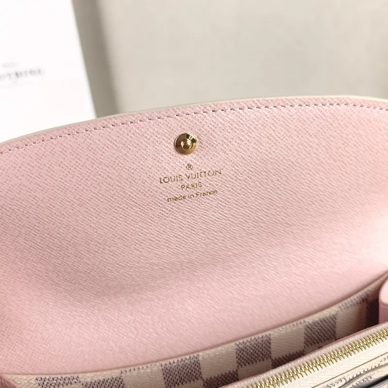 Louis Vuitton Wallet Edition Wallet PVC One Size 19 × 2 × 10 cm — detail view 5 of 10