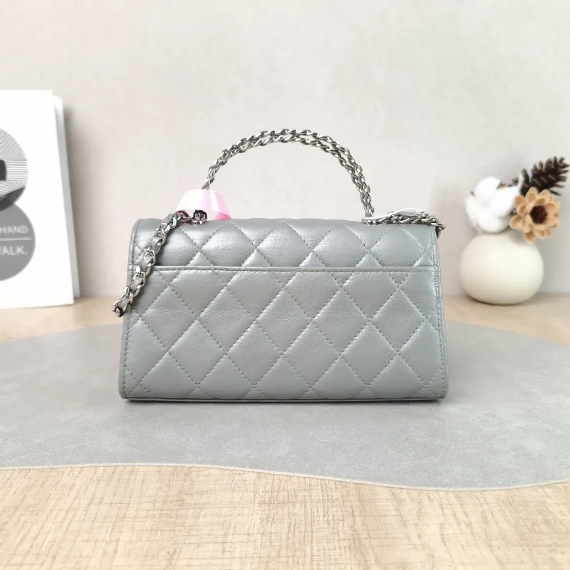 Chanel Crossbody Bag kelly Silver Waxed Leather One Size 18 × 4.5 × 10 cm — cover view 3 of 5