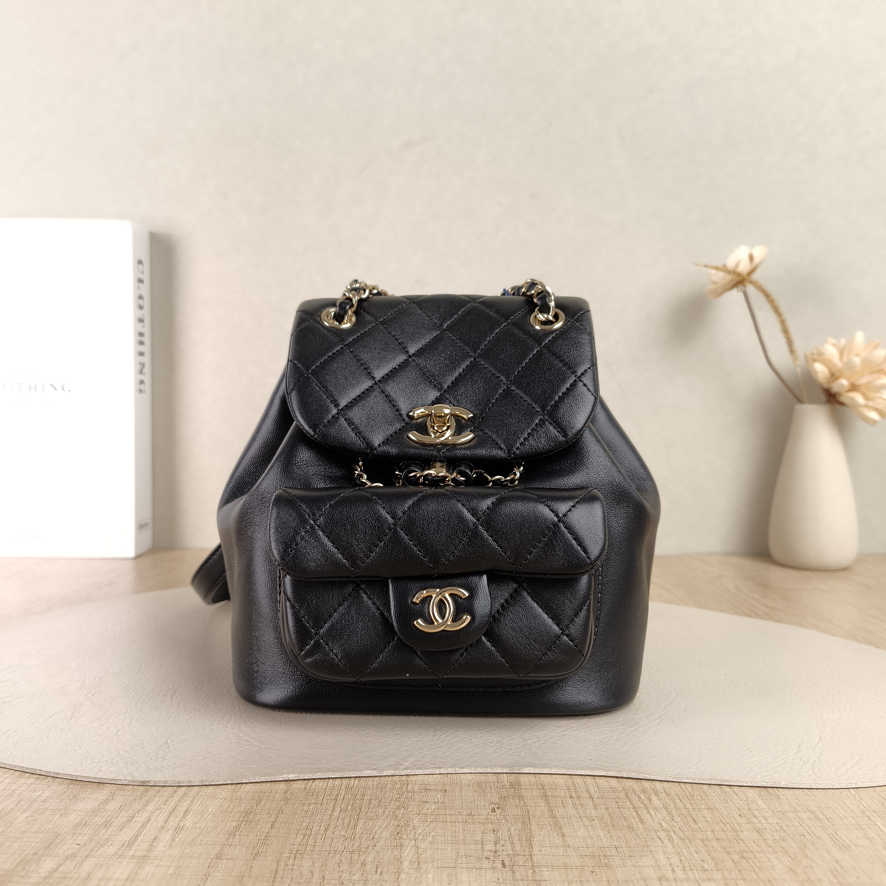 Chanel Backpack Duma Black Lambskin Small18 × 9.5 × 19 cm