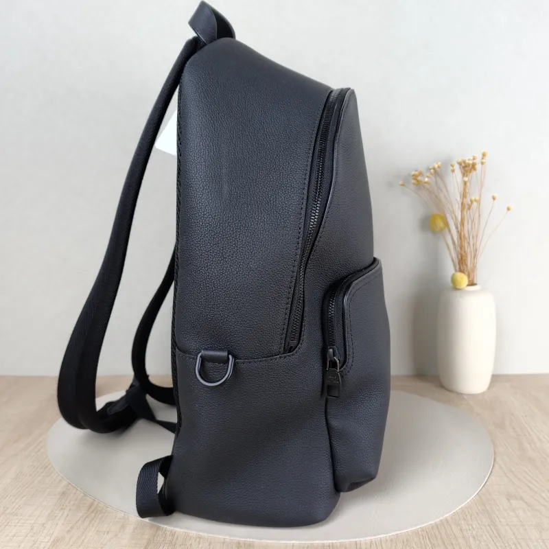 Louis Vuitton Backpack discovery Backpack Black Calfskin 29 × 20 × 38 cm — detail view 5 of 12
