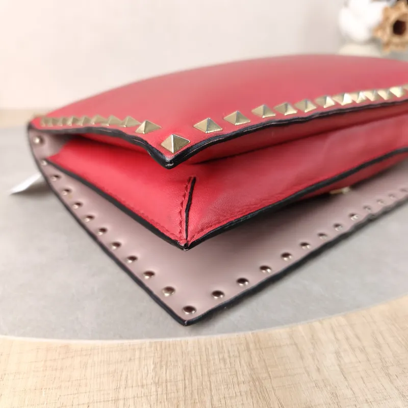 Valentino Clutch Clutch Red Lambskin One Size28 × 2 × 17 cm — detail view 10 of 14