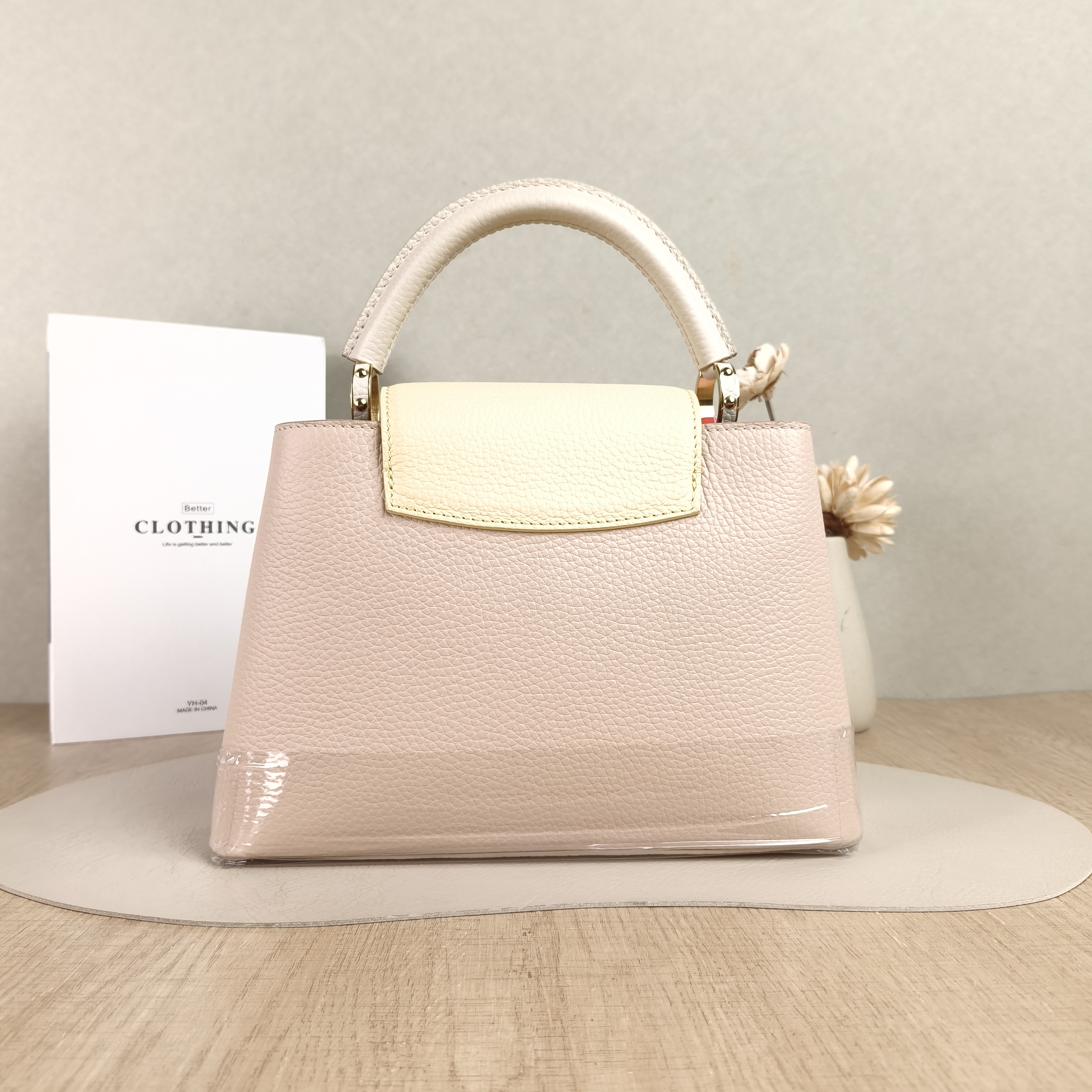 Louis Vuitton Top Handle Bag Capucines Pink · Yellow · White Calfskin BB27 × 9 × 17.5 cm — cover view 4 of 5