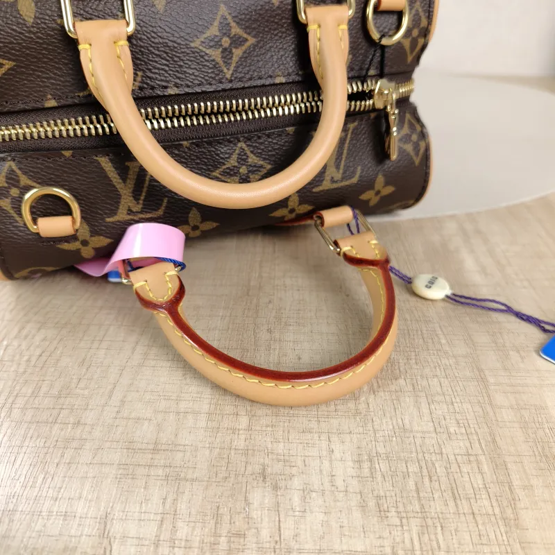 Louis Vuitton Crossbody Bag Nano Speedy Dating Monogram PV Cnano18 × 11.5 × 10.5 cm — detail view 11 of 11