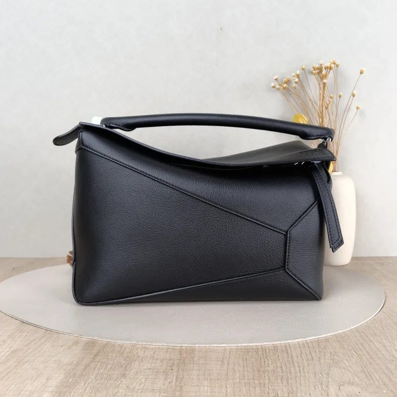LOEWE Shoulder Bag Puzzle Black CC alfskin Medium 29 × 14 × 19.5 cm