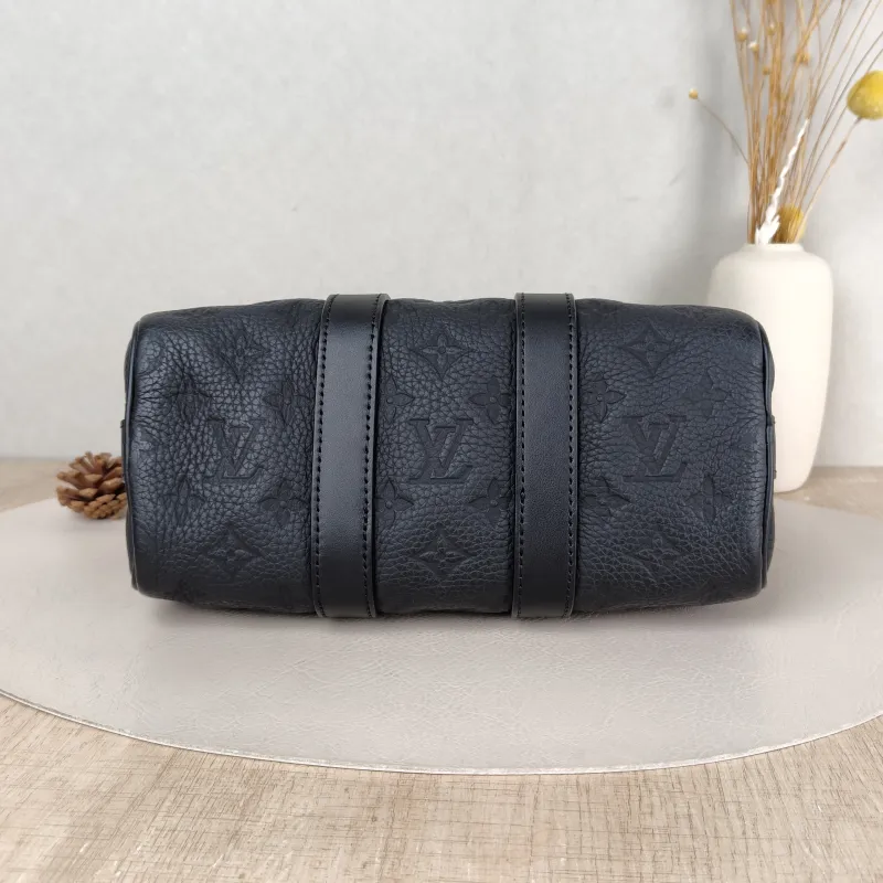 Louis Vuitton Crossbody Bag Keepall 25 Taurillon Monogram Embossed Calfskin Medium 25 × 11 × 15 cm — cover view 2 of 5