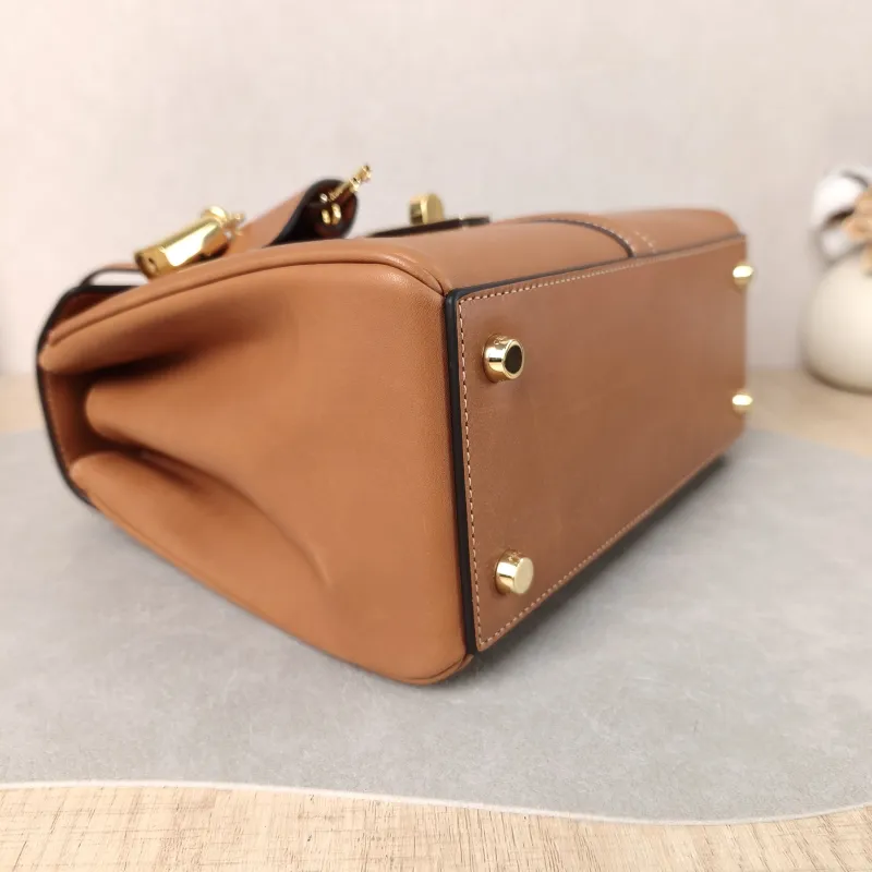 CELINE Crossbody Bag 16 Edition Caramel Calfskin Small 23 × 10 × 18 cm — detail view 2 of 12