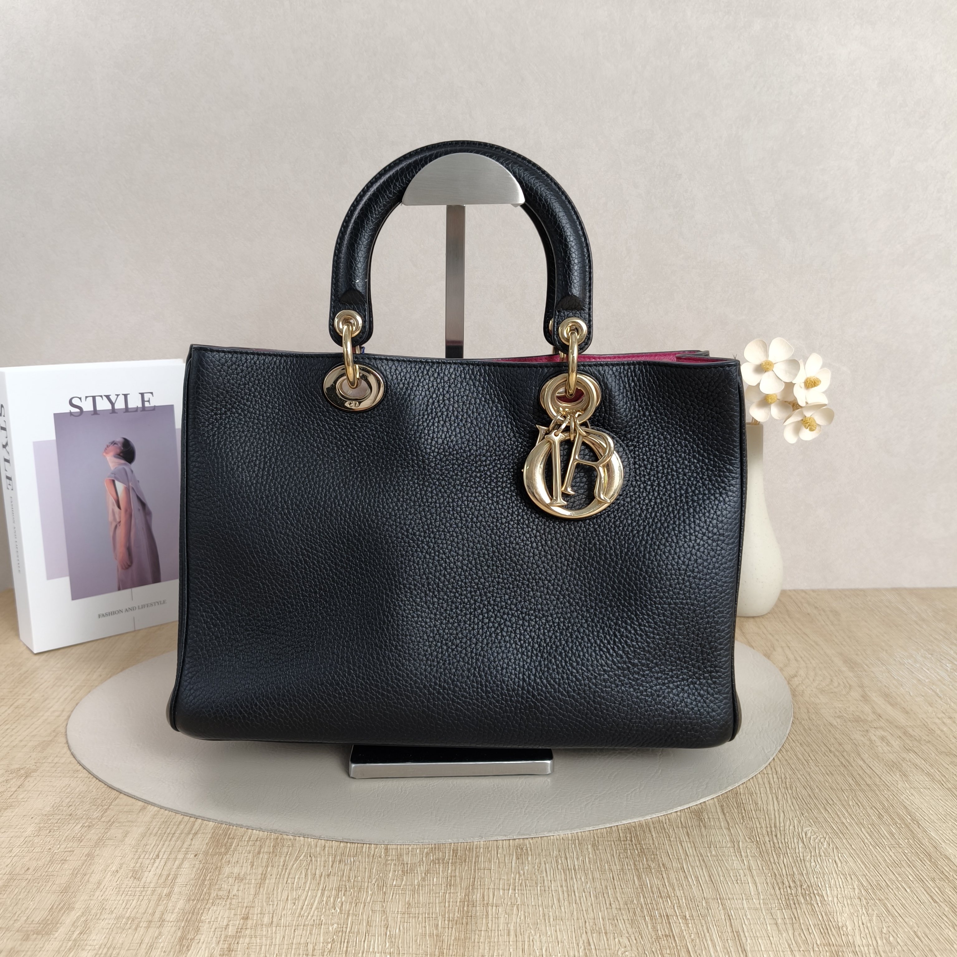 DIOR Top Handle Bag issimo Black Calfskin32 × 11 × 23 cm