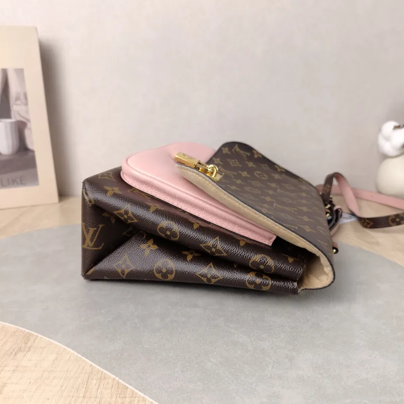 Louis Vuitton Crossbody Bag Marignan Messenger Bag Pink PVC · Calfskin Large 29 × 13.5 × 21 cm — detail view 11 of 17