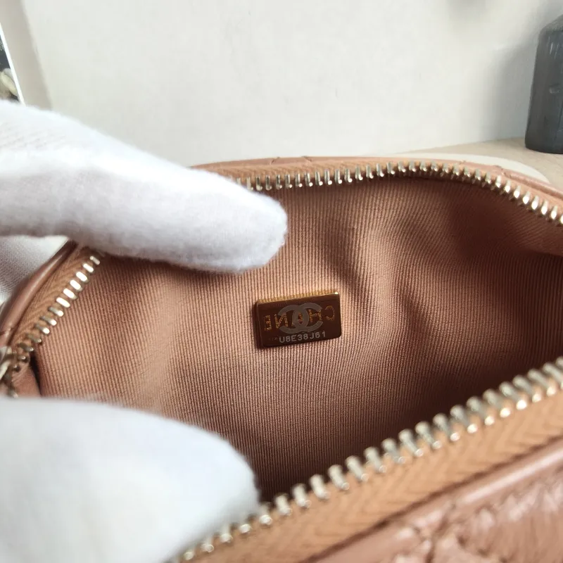 Chanel Crossbody Bag Camera Bag Taupe Lambskin One Size 24 × 17 × 18 cm — detail view 6 of 11
