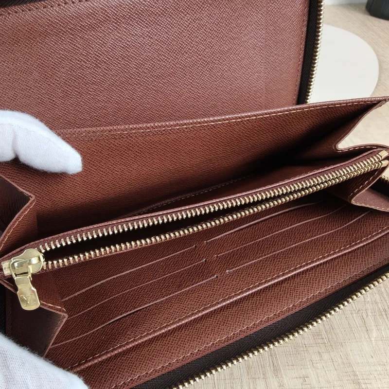 Louis Vuitton Wallet Edition Wallet Monogram PVC One Size 21 × 2.5 × 12 cm — detail view 8 of 9
