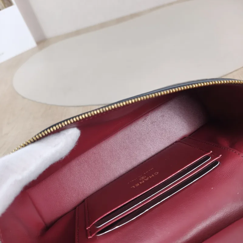 Chanel Crossbody Bag Collectionlp Top Handle Bag Dark Grey Calfskin One Size 19.5 × 5 × 17 cm — detail view 3 of 12