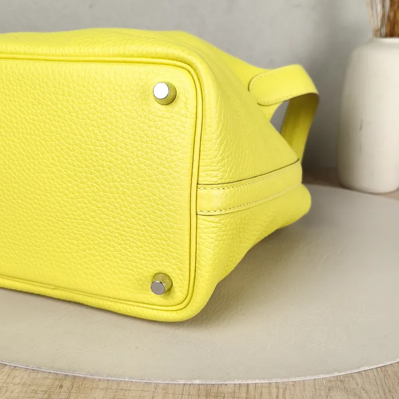 Hermès Top Handle Bag Picotin Lock 18 189N Taurillon Clemence TC Calfskin Small18 × 13 × 18 cm — detail view 1 of 13