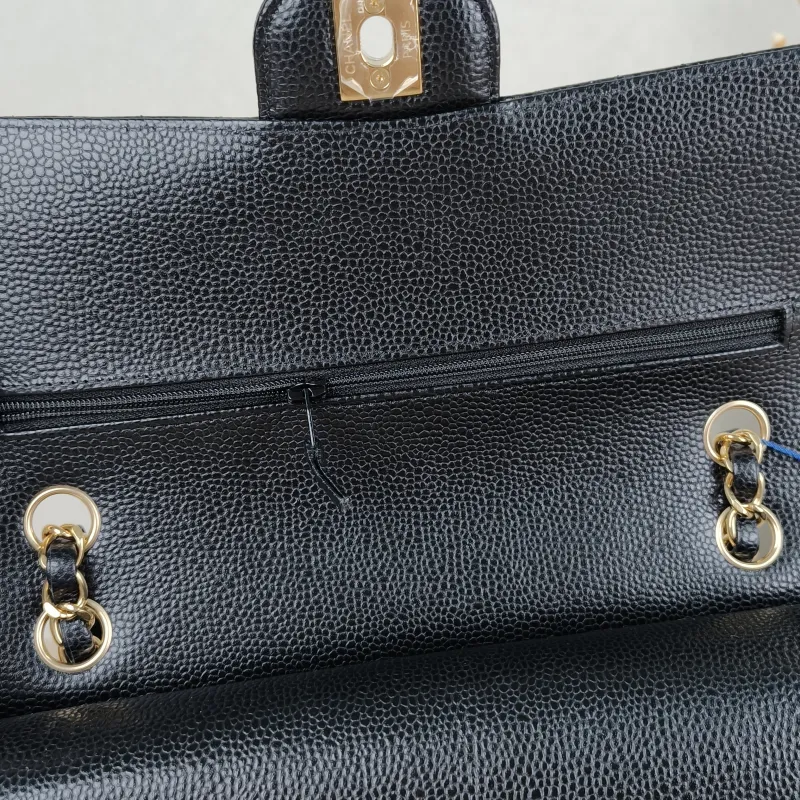 Chanel Crossbody Bag Classic Flap CF Black Grained Calfskin Medium 25.5 × 6.5 × 15.5 cm — detail view 9 of 15