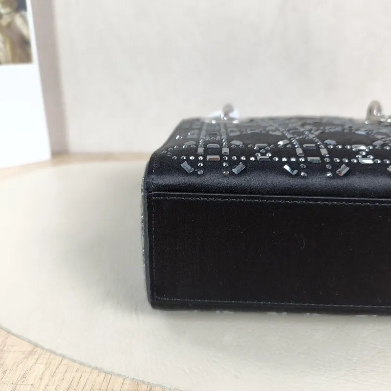 DIOR Crossbody Bag Lady Lady Dior Bag Black mini17 × 7 × 15 cm — detail view 7 of 13