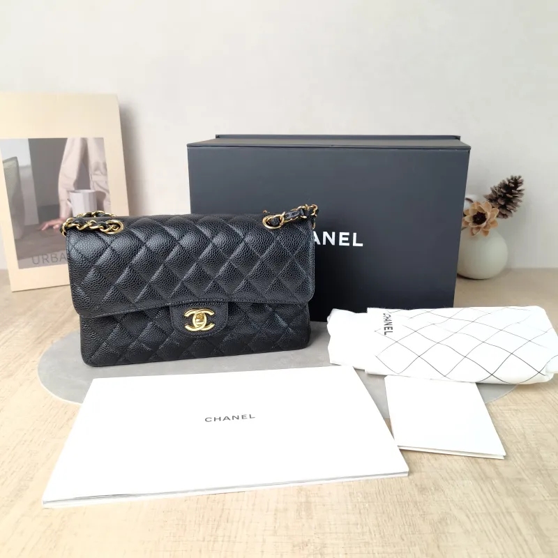 Chanel Crossbody Bag Classic Flap CF Black Grained Calfskin Small 23 × 6 × 14.5 cm — cover view 3 of 6