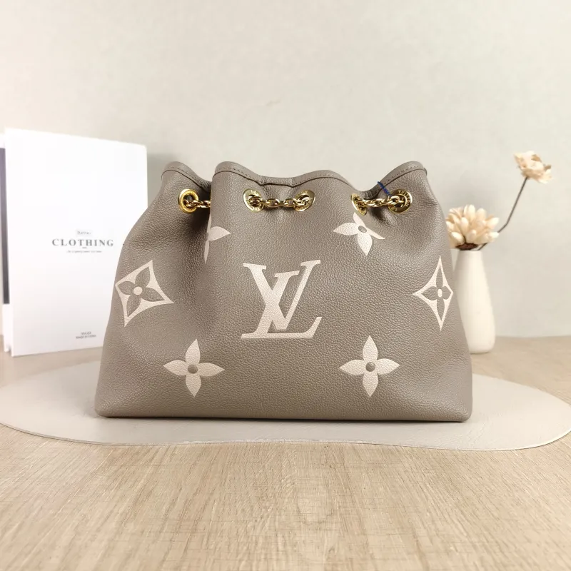 Louis Vuitton Crossbody Bag BUNDLE Empreinte Embossed Calfskin Medium28 × 11.5 × 20 cm — cover view 2 of 5
