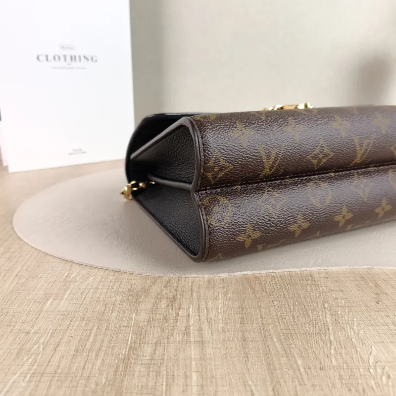 Louis Vuitton Crossbody Bag VICTOIRE Monogram PVC 27 × 10 × 17 cm — detail view 6 of 11