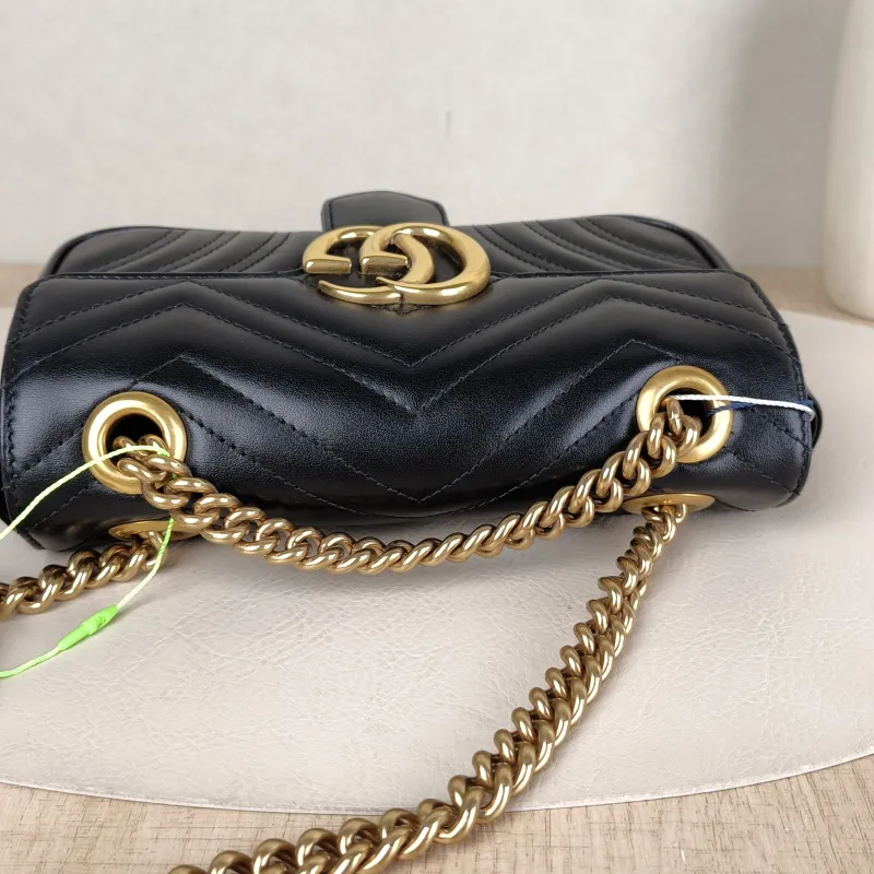 GUCCI Crossbody Bag GG Marmont Small Marmont 22Black CC alfskin Small22 × 6 × 13 cm — detail view 10 of 14