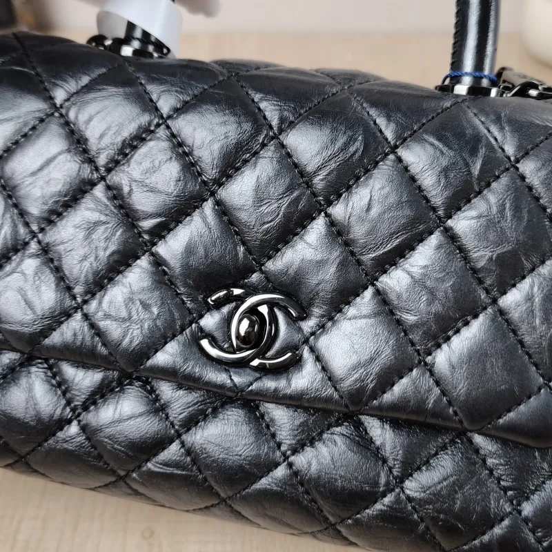 Chanel Top Handle Bag Coco Handle​ Grey Calfskin Small24 × 10 × 14 cm — detail view 2 of 14