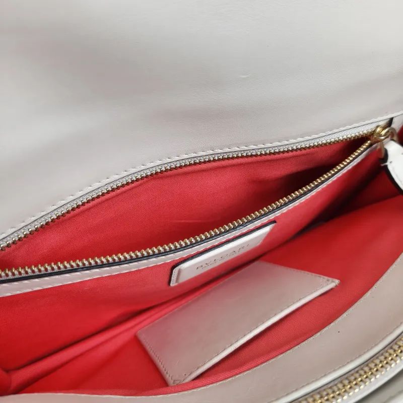 Bvlgari Shoulder Bag Serpenti Forever Collection Crossbody Bag White Calfskin 27.5 × 7.5 × 19 cm — detail view 10 of 12