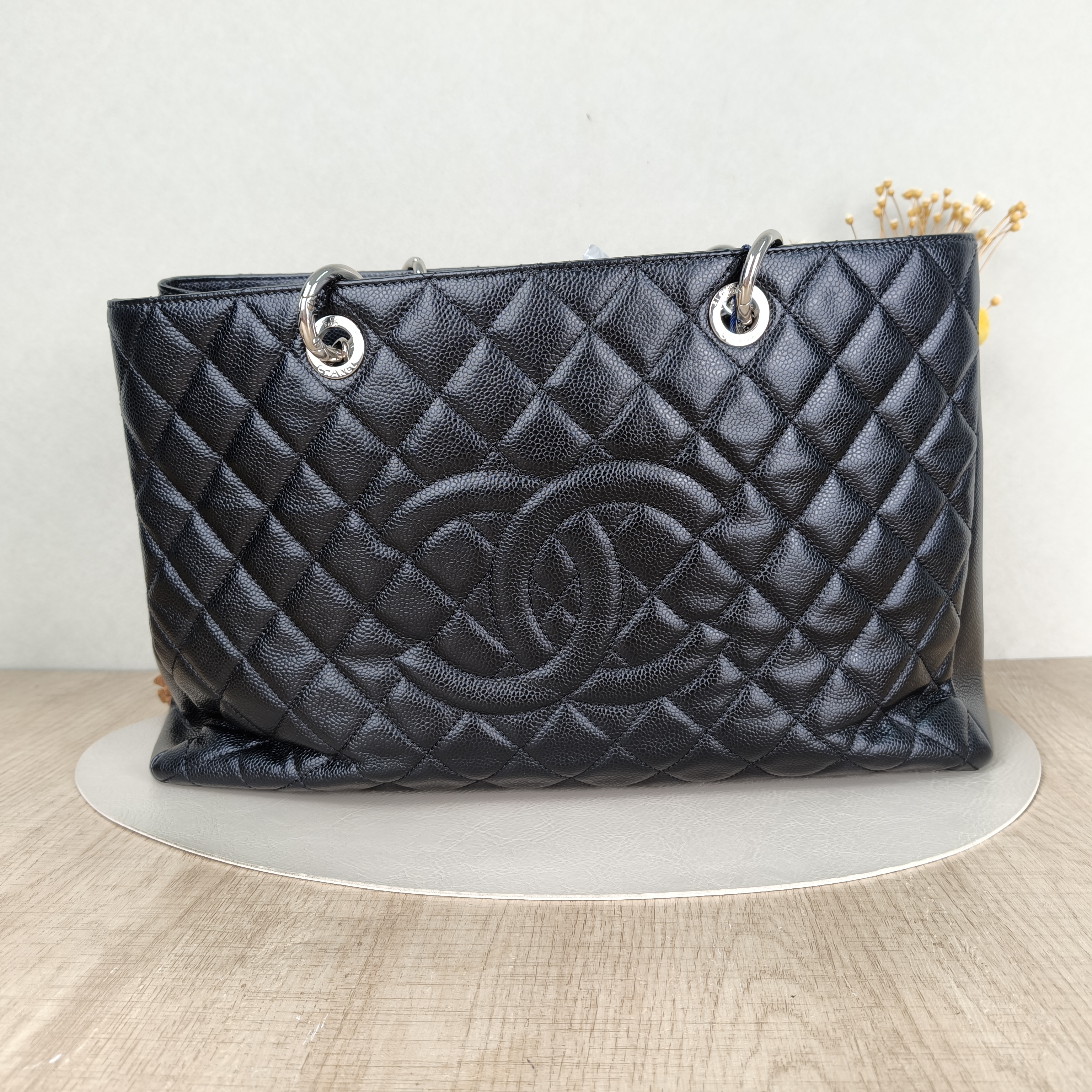 Chanel Shoulder Bag Grand Shopping Tote​ GST Shopping Tote Black Grained Calfskin XL41 × 15 × 27 cm