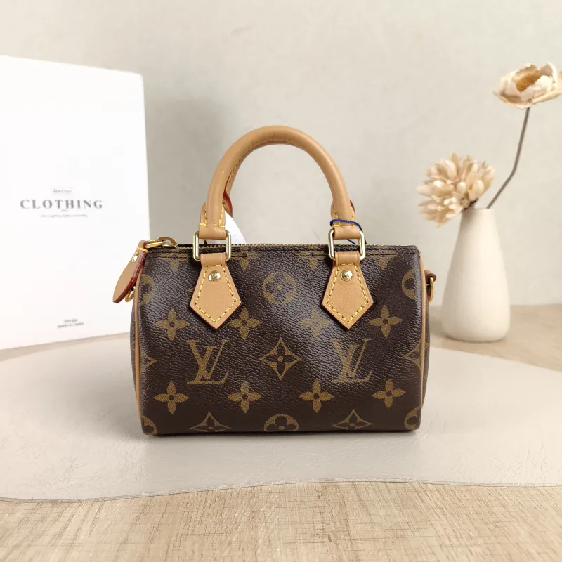 Louis Vuitton Crossbody Bag Speedy Nano Shoulder Strap PV Cnano16 × 7.5 × 10 cm