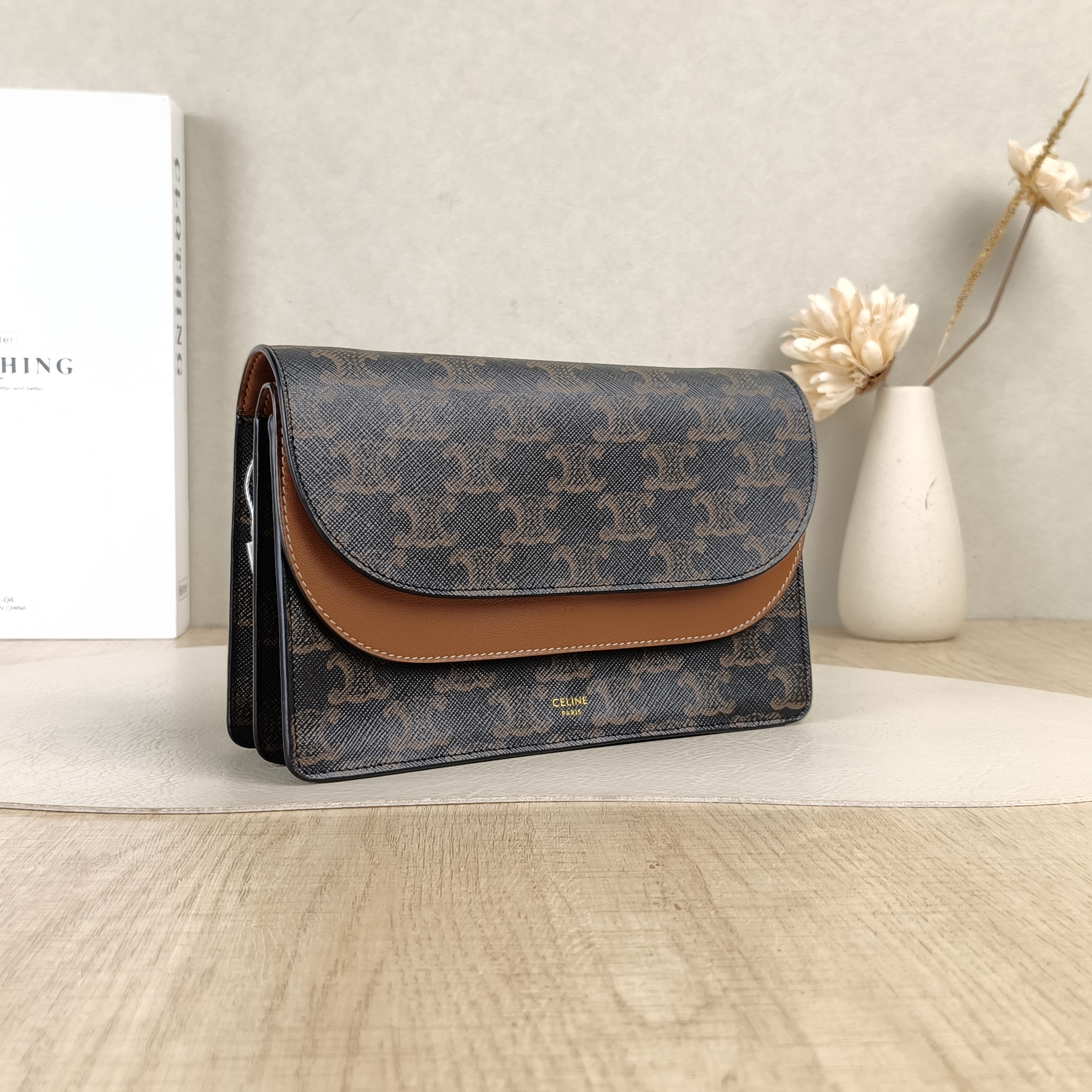 CELINE Crossbody Bag TRIOMPHE Clutchwoc Monogram PVC 20 × 6 × 12 cm — cover view 5 of 5