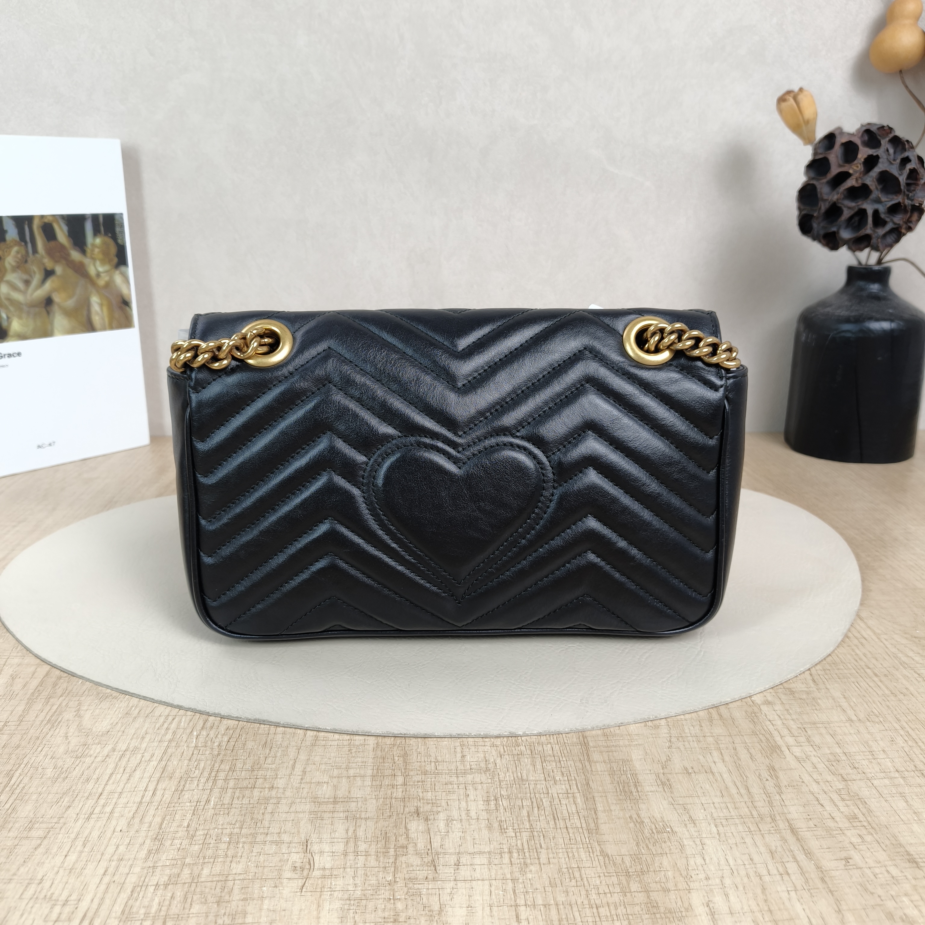 GUCCI Crossbody Bag GG Marmont Medium Marmont 26Black CC alfskin26 × 7 × 15 cm — cover view 3 of 5