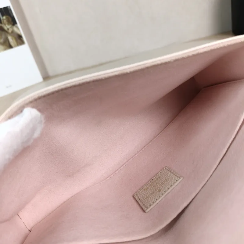 Louis Vuitton Crossbody Bag Pochette Félicie Colorblock Calfskin Small21 × 3 × 12 cm — detail view 8 of 16