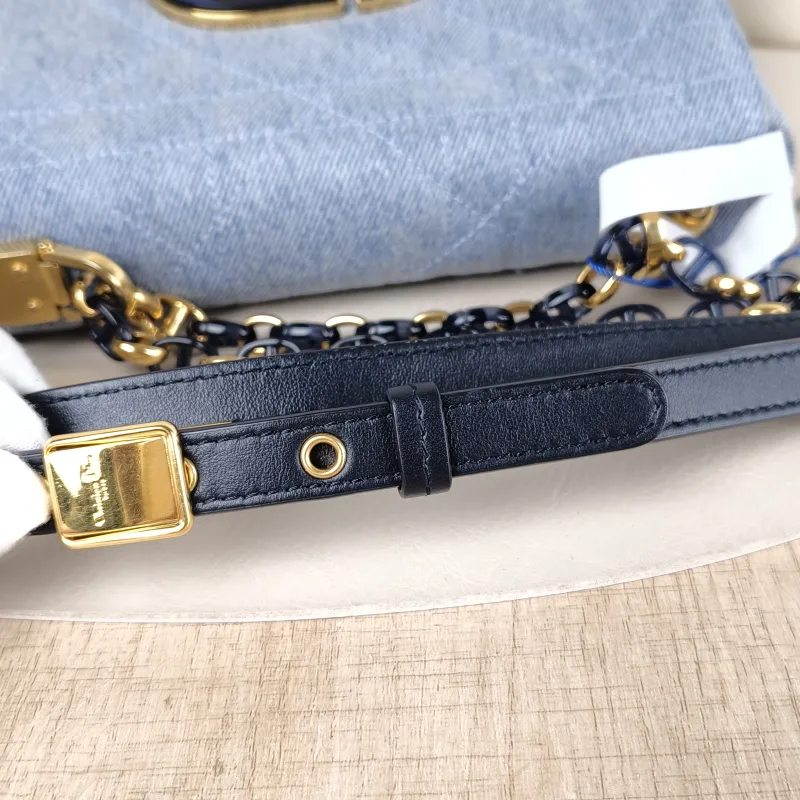 DIOR Crossbody Bag Caro Chain Bag Blue Small 20 × 7 × 13.5 cm — detail view 1 of 14